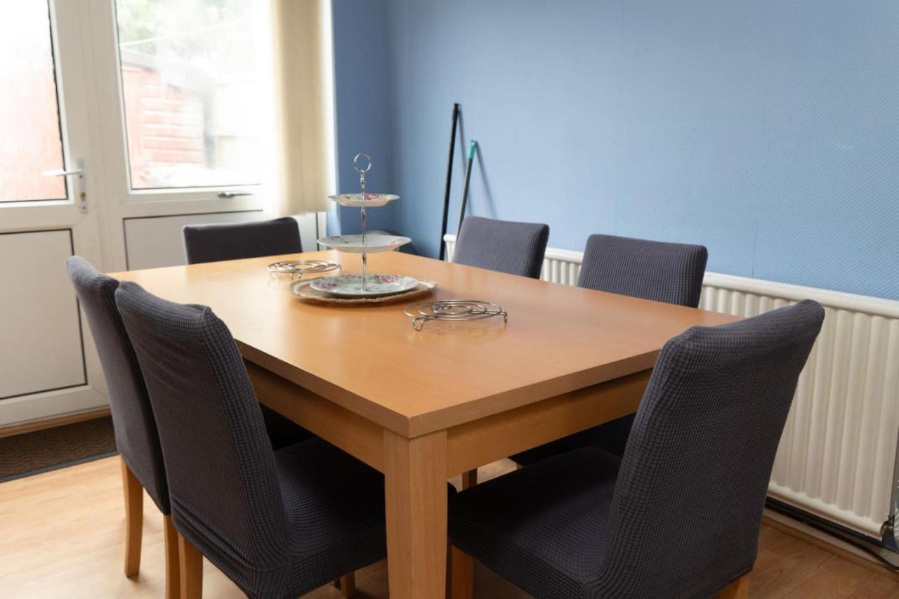 3 Bed Home Sleeps 8 People Located 1 Min From Train Stop - Otley Terrace Όλνταμ Εξωτερικό φωτογραφία