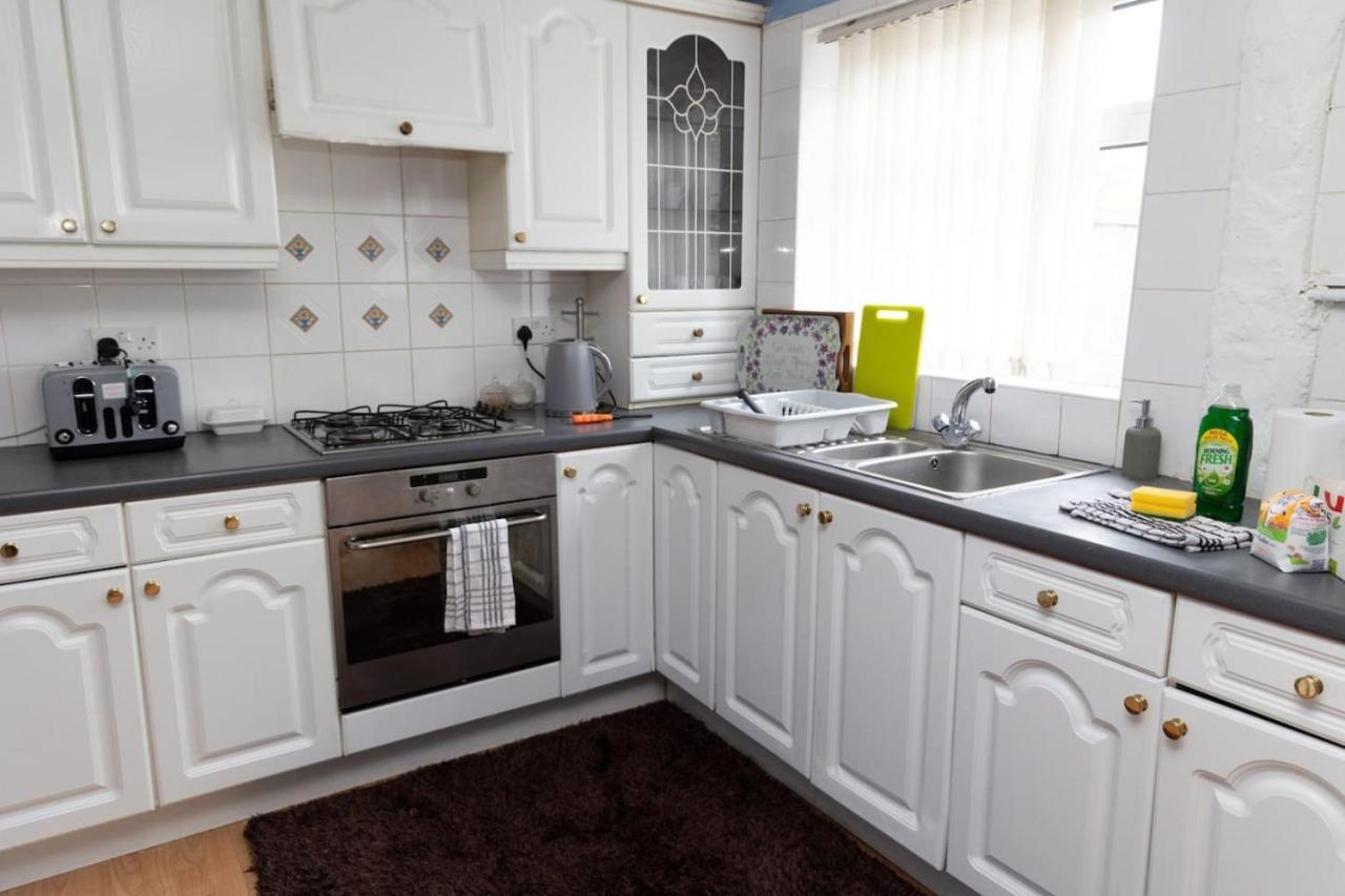 3 Bed Home Sleeps 8 People Located 1 Min From Train Stop - Otley Terrace Όλνταμ Εξωτερικό φωτογραφία