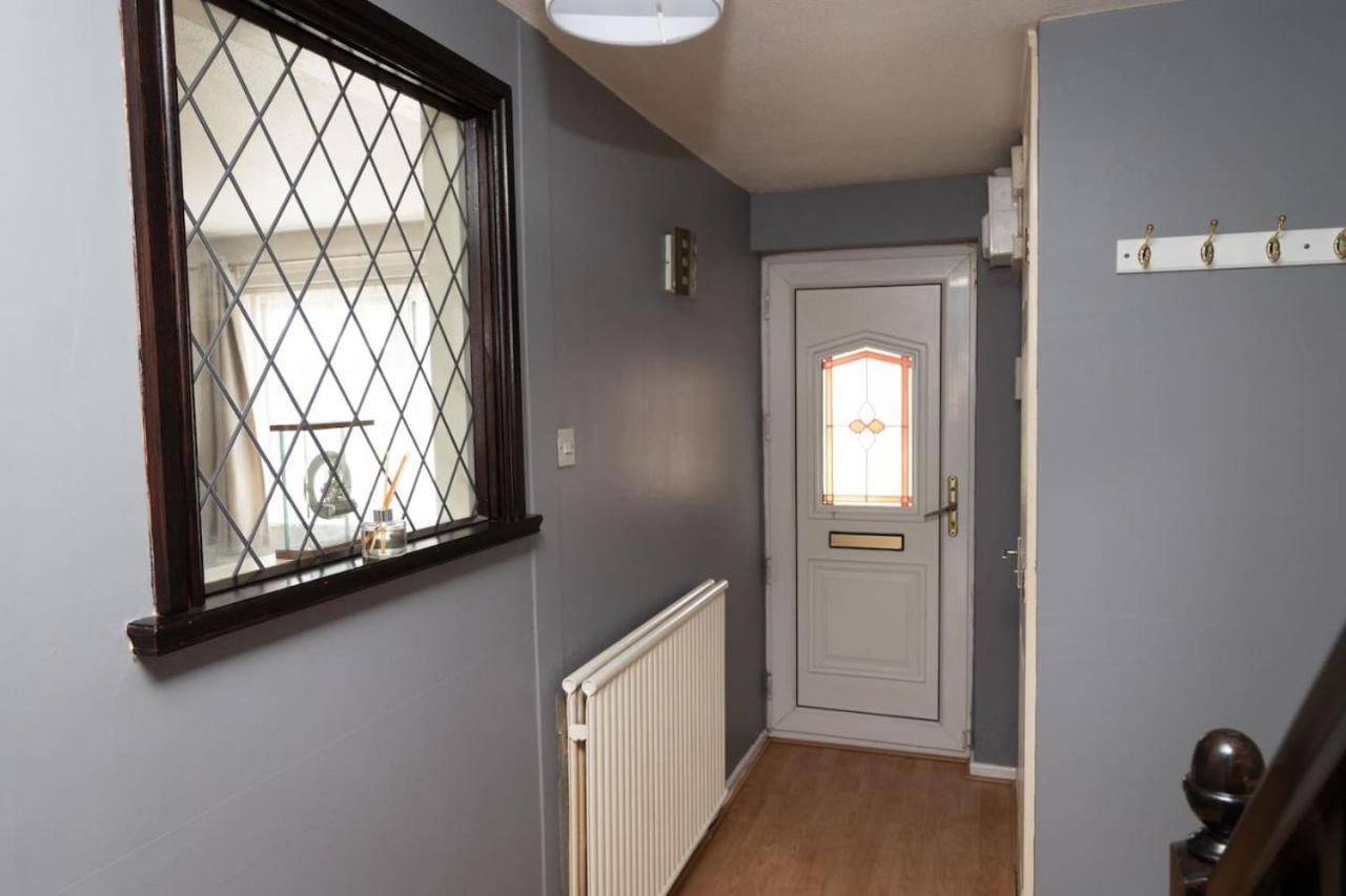 3 Bed Home Sleeps 8 People Located 1 Min From Train Stop - Otley Terrace Όλνταμ Εξωτερικό φωτογραφία