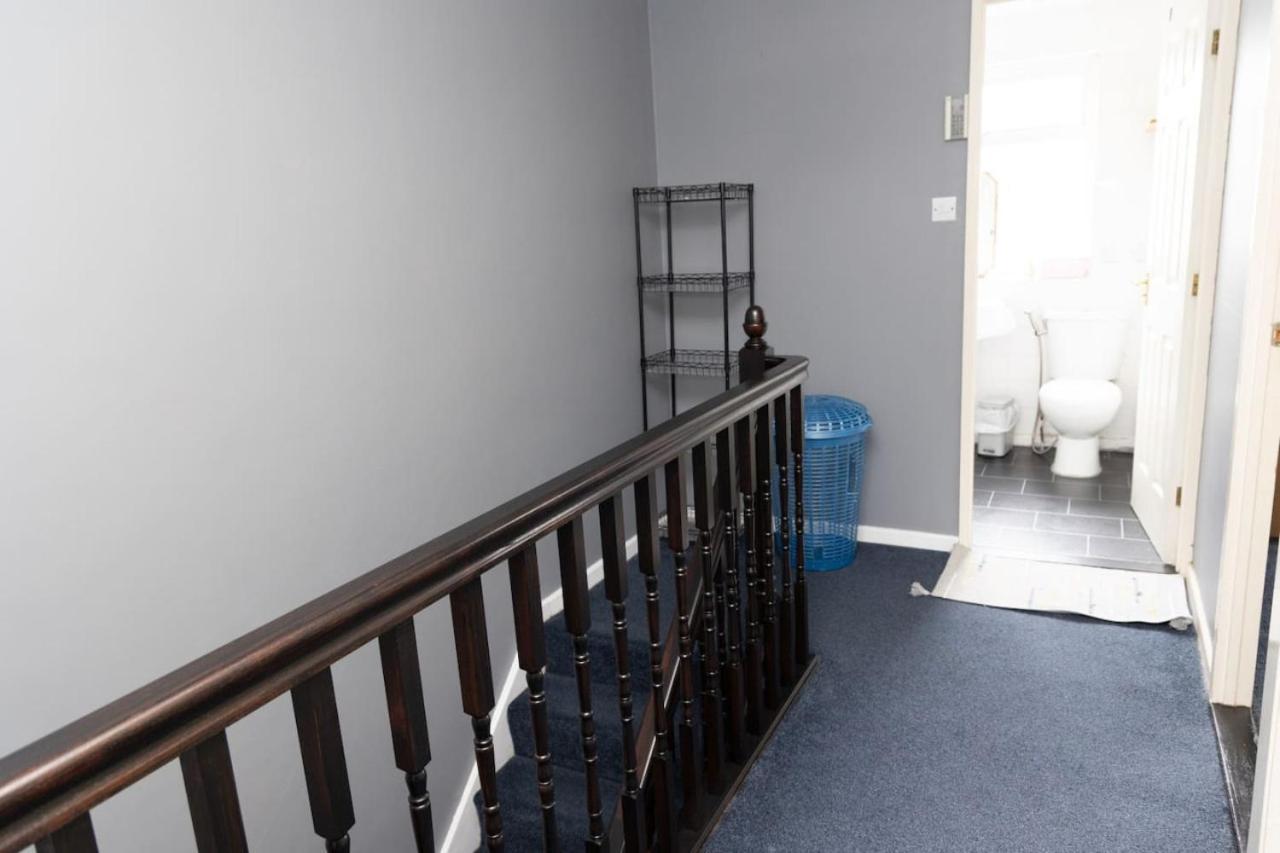 3 Bed Home Sleeps 8 People Located 1 Min From Train Stop - Otley Terrace Όλνταμ Εξωτερικό φωτογραφία