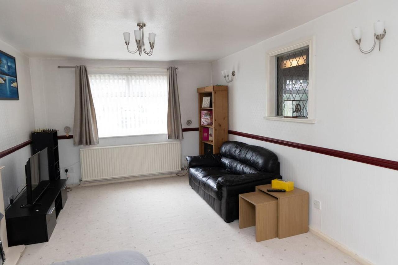 3 Bed Home Sleeps 8 People Located 1 Min From Train Stop - Otley Terrace Όλνταμ Εξωτερικό φωτογραφία
